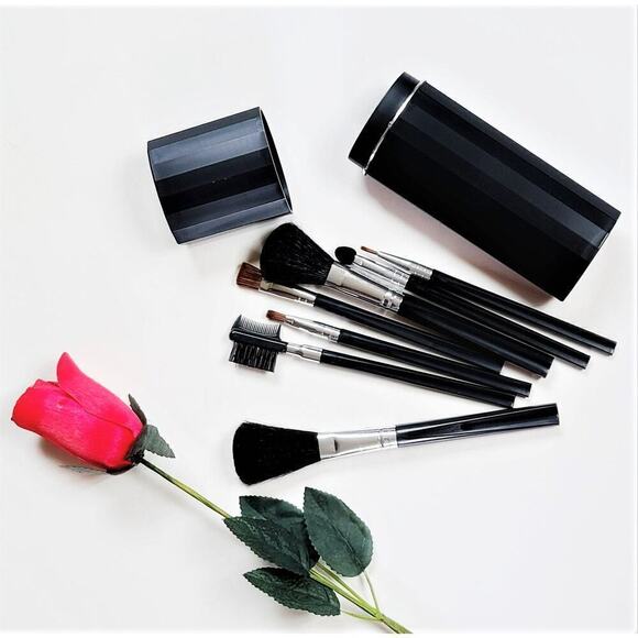 New! Women's 8-Piece Ultimate Collection Travel Case Gift Box Makeup Brush Set - Picture 2 of 3